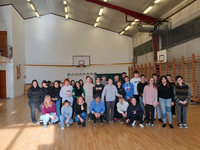 b76eb2a3-e265-4d39-a114-1e365b732717 1